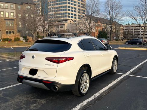 Used 2019 Alfa Romeo Stelvio Ti Lusso w/ Quick Order Package 22X Lusso image 4