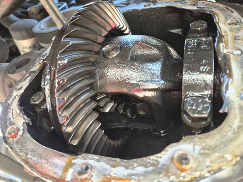 Used 2010 Jeep Wrangler Unlimited Sport image 23