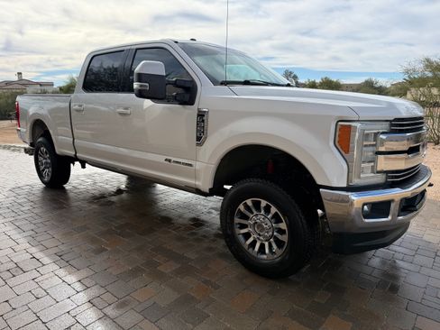 Used 2017 Ford F350 Lariat w/ FX4 4x4 Off Road Package image 9