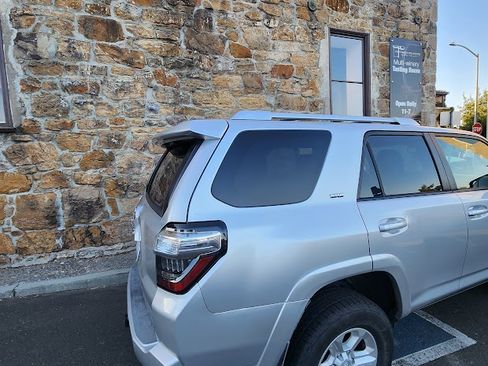 Used 2015 Toyota 4Runner SR5 image 11