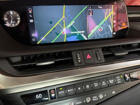 Used 2021 Lexus ES 350 w/ Accessory Package 2 FWD image 9