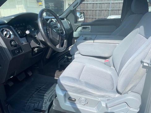 Used 2011 Ford F150 XLT w/ XLT Convenience Pkg image 6