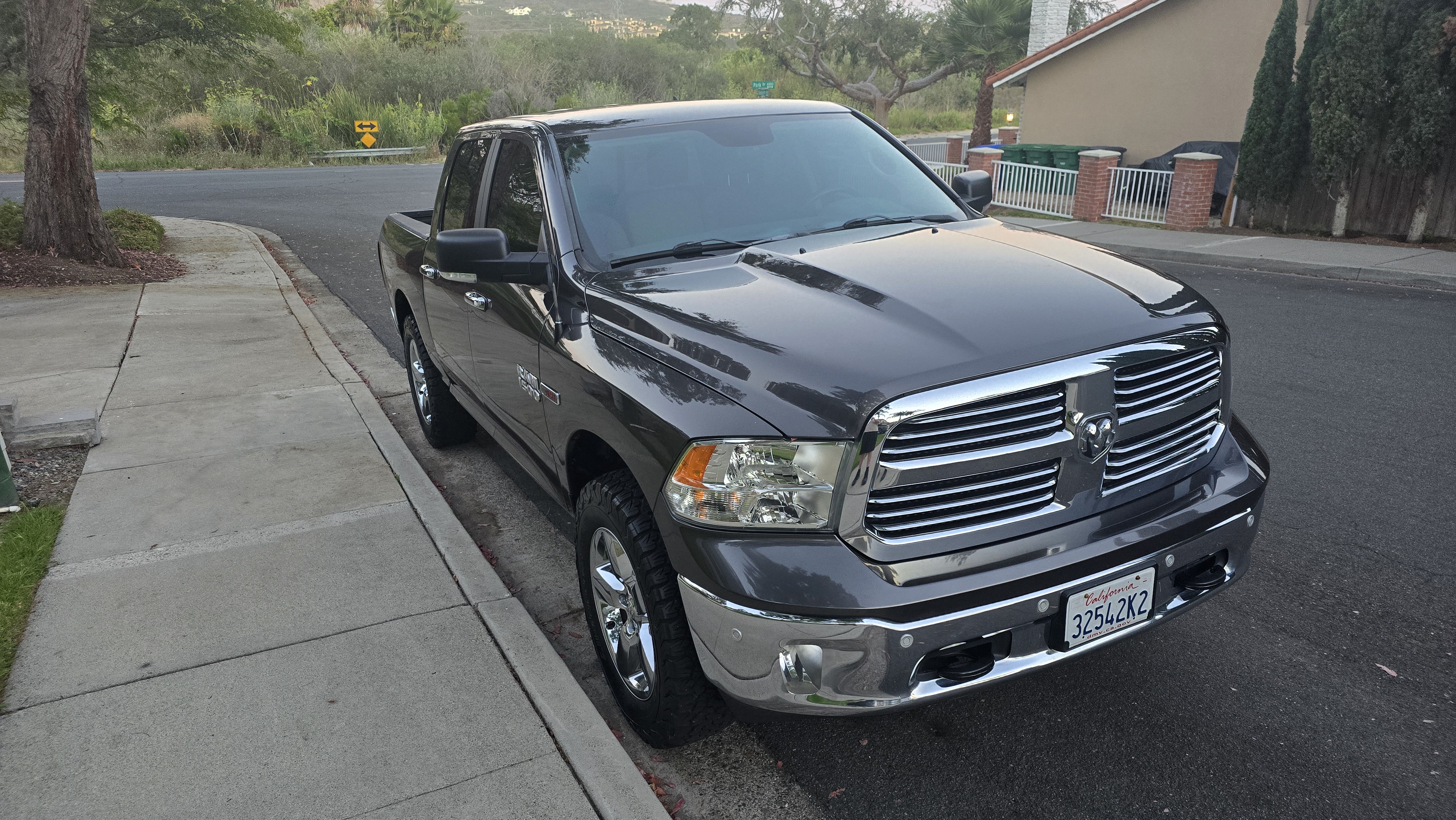 Used 2017 RAM 1500 Big Horn AWD/4WD image 2