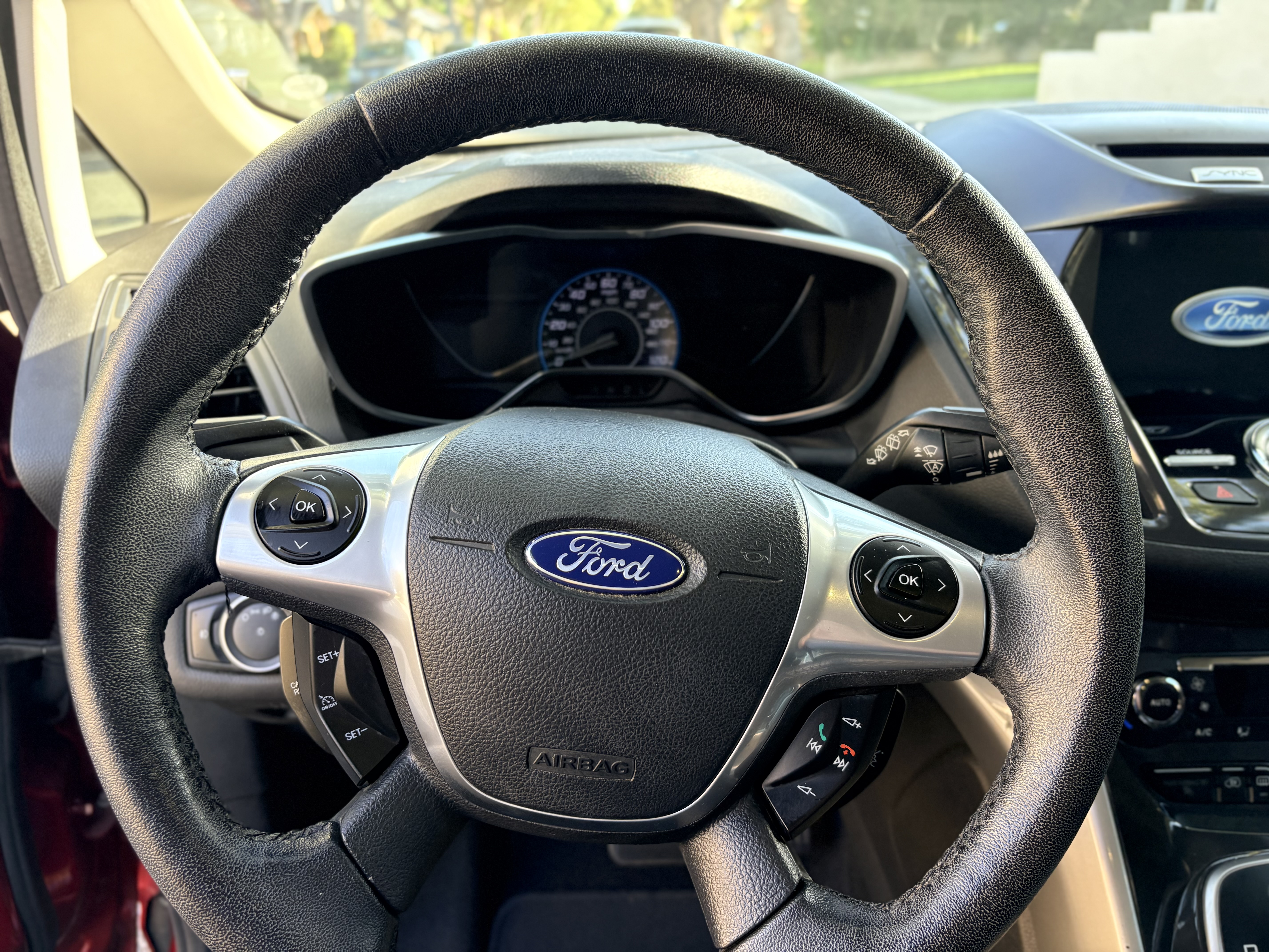 Used 2016 Ford C-MAX Energi SEL w/ Equipment Group 302A FWD image 14