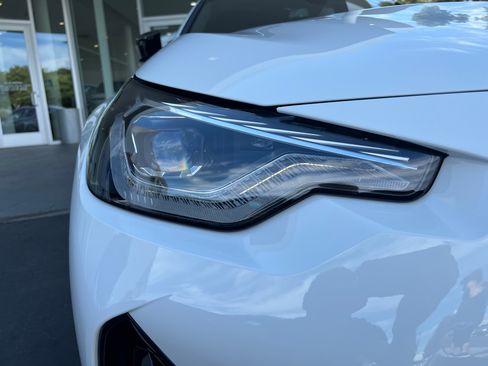 Used 2023 BMW M240i Coupe RWD image 10