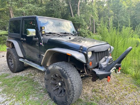 Used 2011 Jeep Wrangler Sahara w/ Mopar Chrome Edition Group AWD/4WD image 5