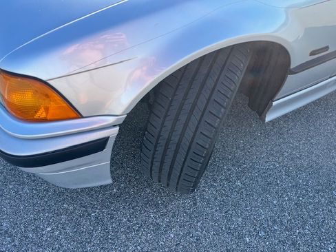 Used 1999 BMW 323i 323i Convertible 2D image 13