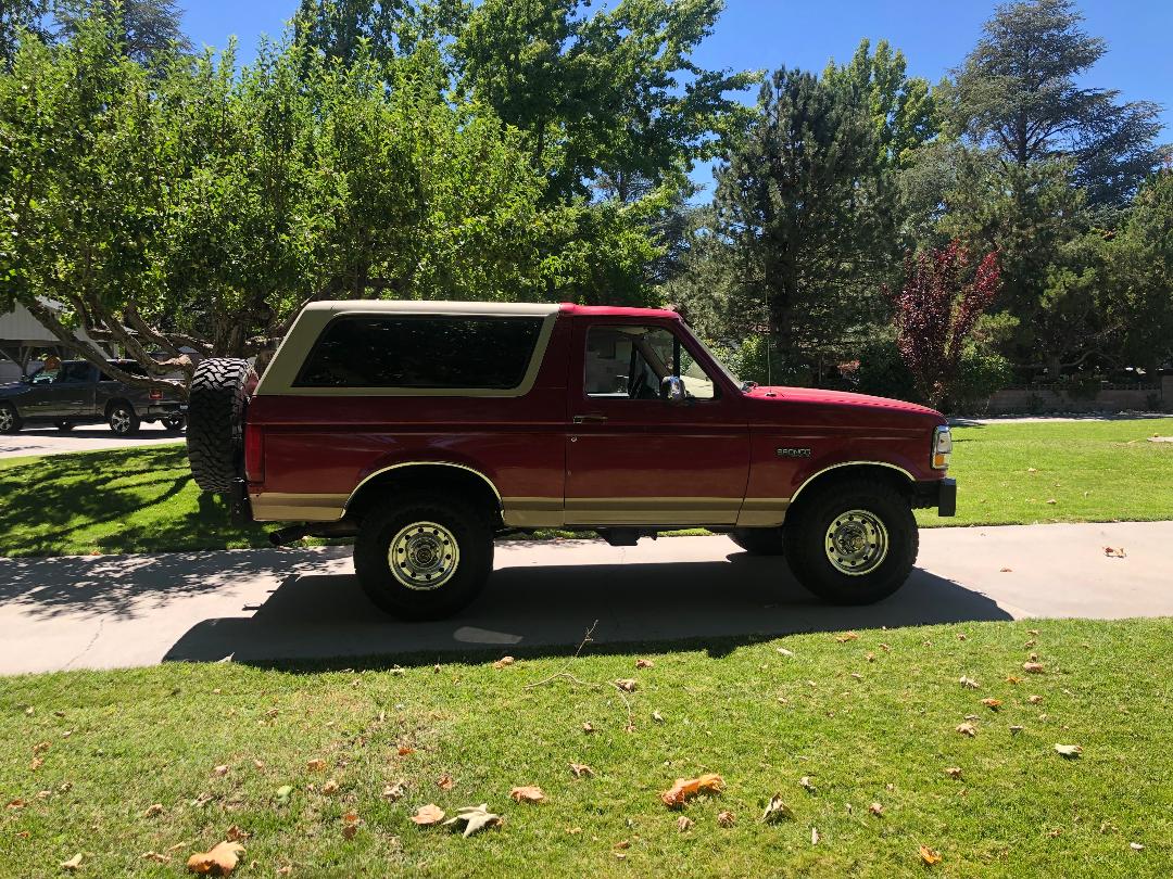 Used 1995 Ford Bronco AWD/4WD image 2