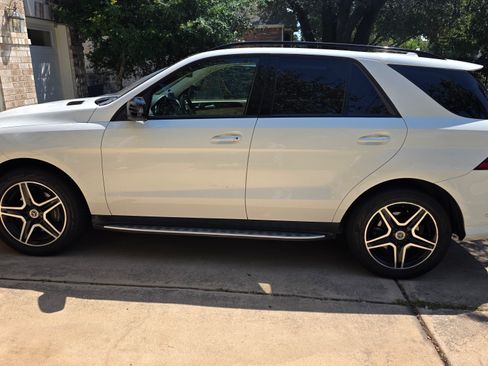Used 2018 Mercedes-Benz GLE 350 image 6
