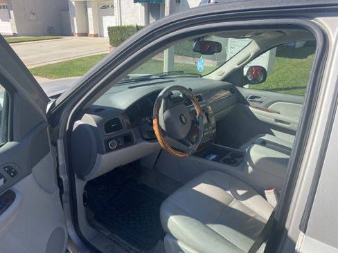 Used 2007 Chevrolet Tahoe LT w/ LT Preferred Equipment Group image 6