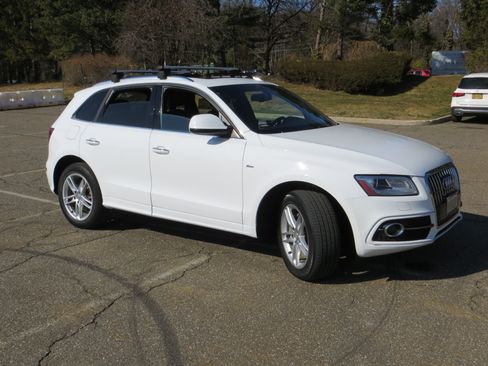 Used 2015 Audi Q5 3.0T Premium Plus image 2