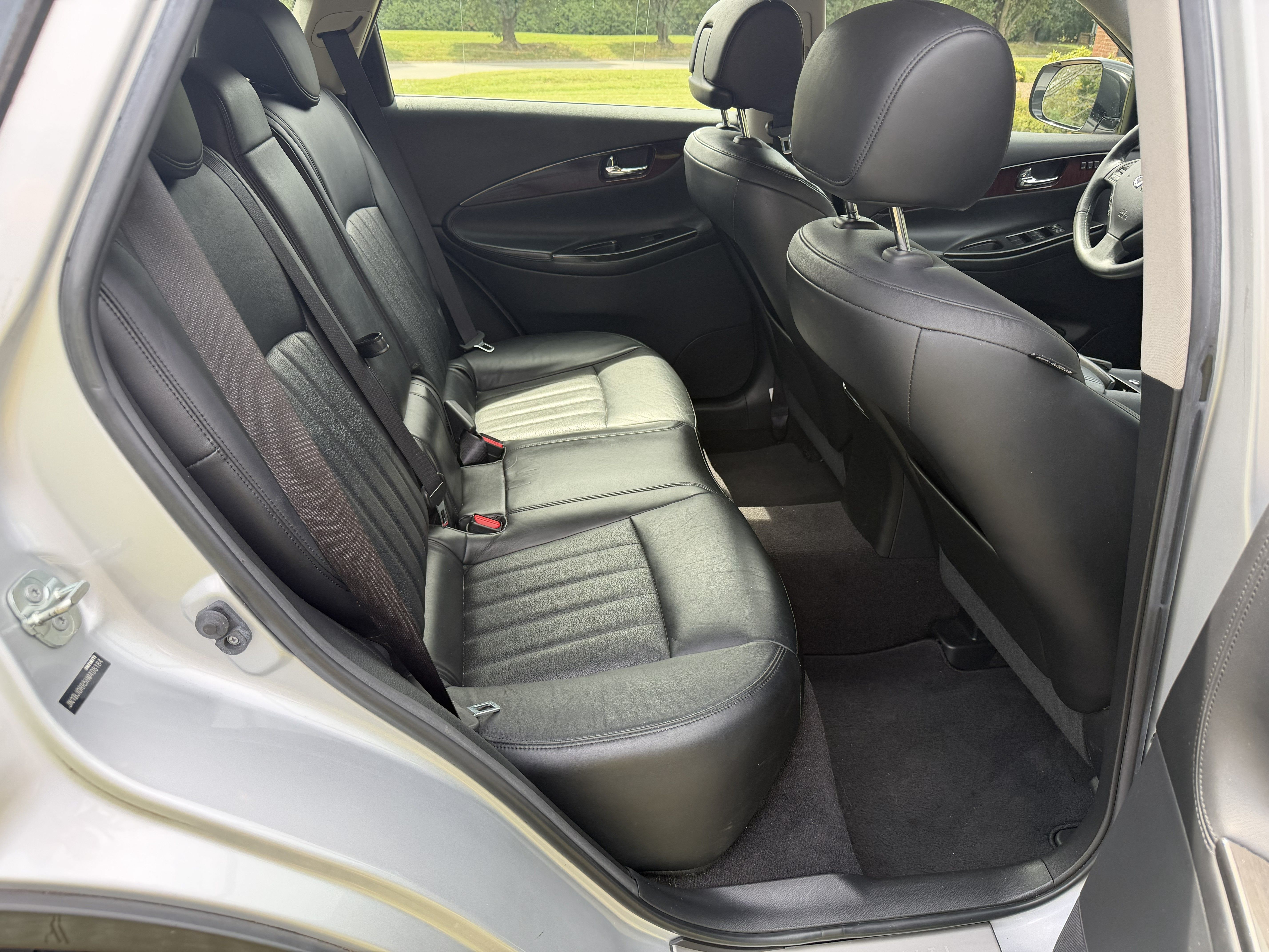 Used 2017 INFINITI QX50 AWD w/ Technology Package image 10