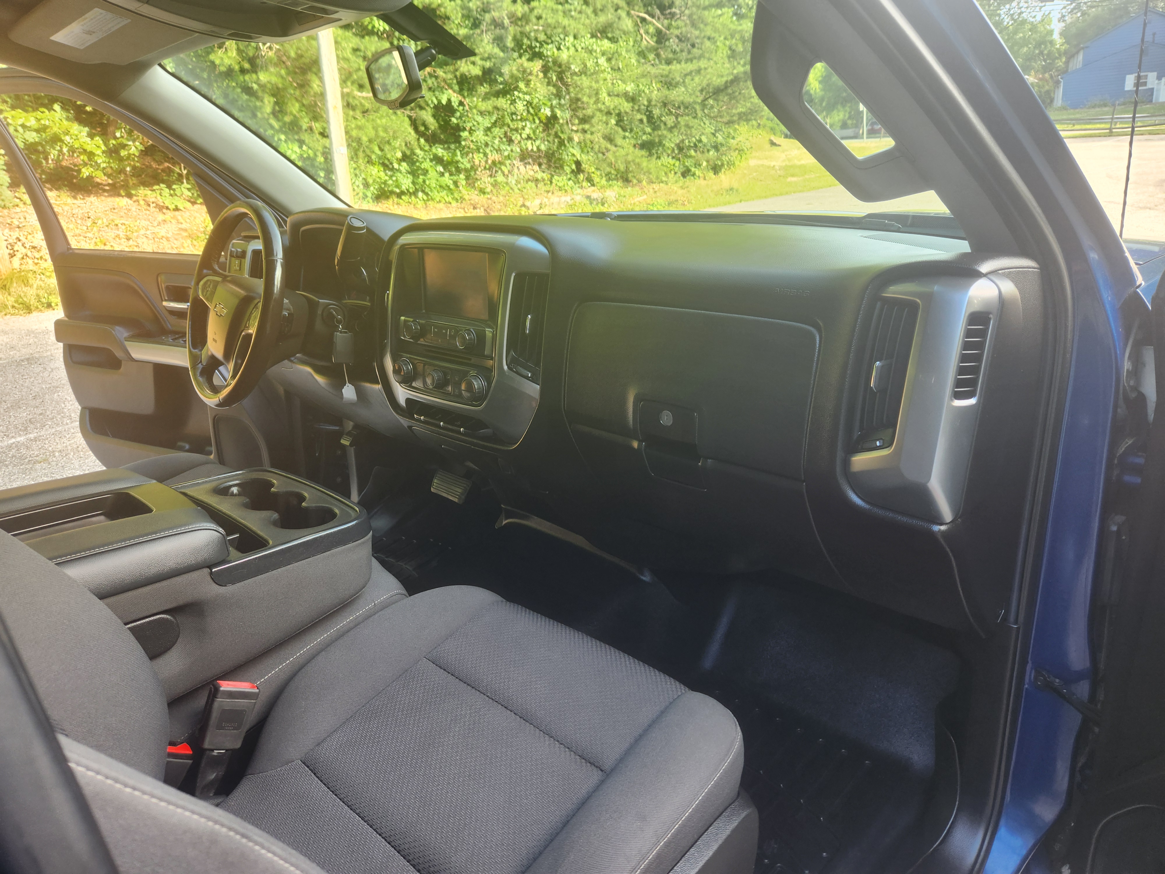 Used 2017 Chevrolet Silverado 1500 LT w/ All Star Edition AWD/4WD image 17