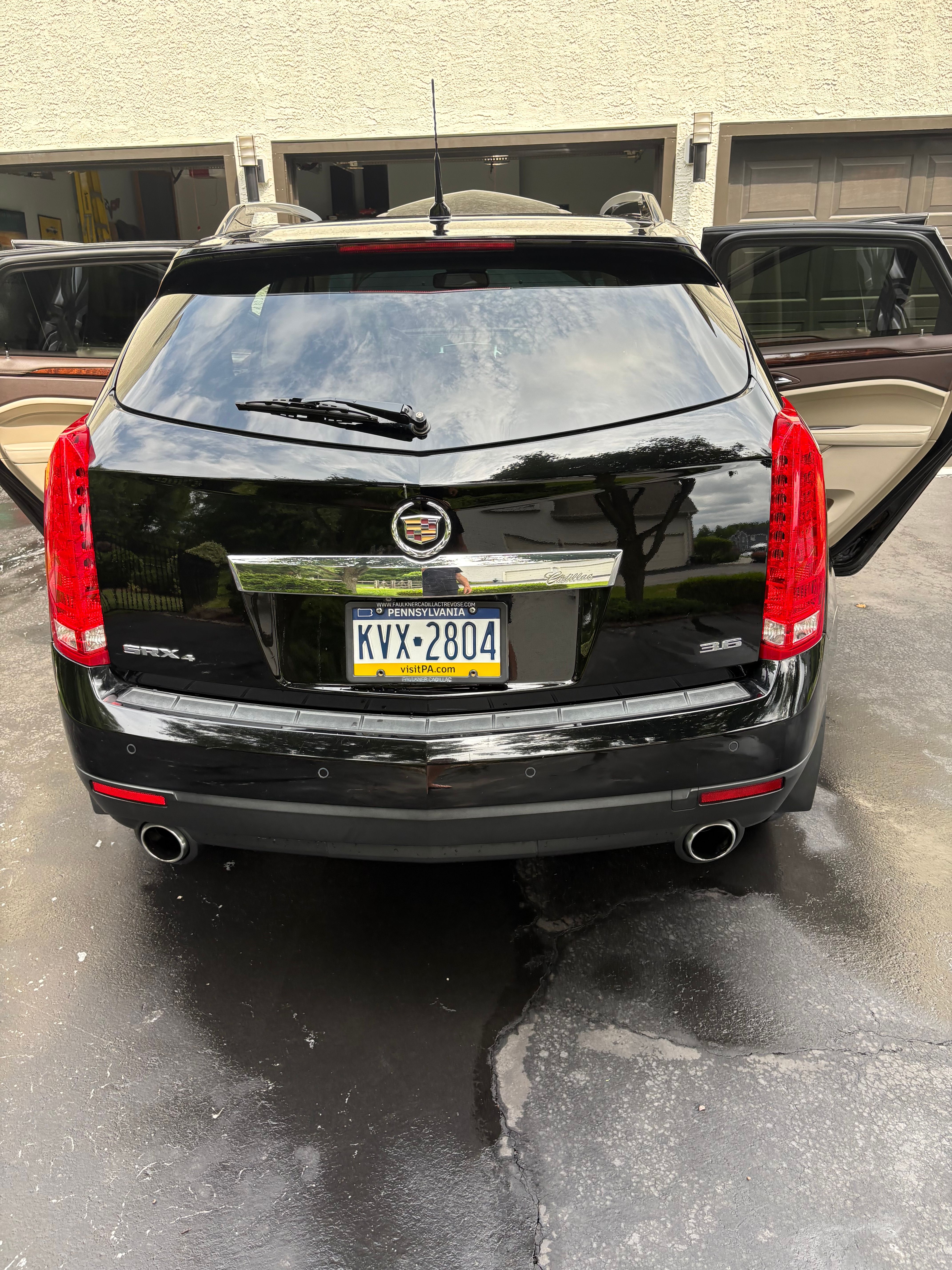Used 2012 Cadillac SRX Luxury AWD/4WD image 9