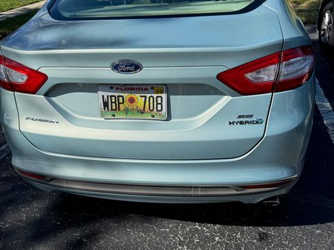 Used 2014 Ford Fusion SE image 10