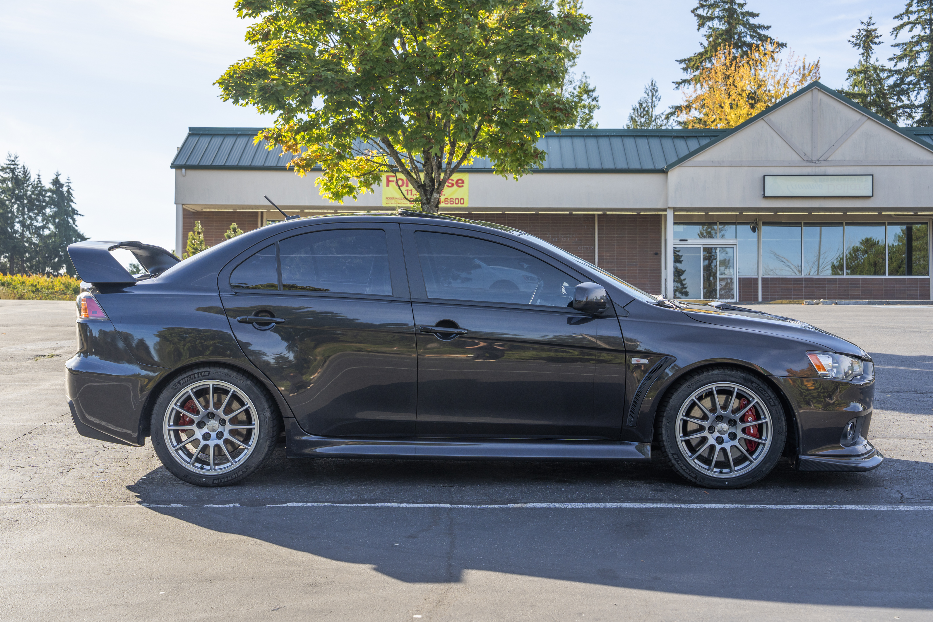 Used 2011 Mitsubishi Lancer Evolution GSR AWD/4WD image 17