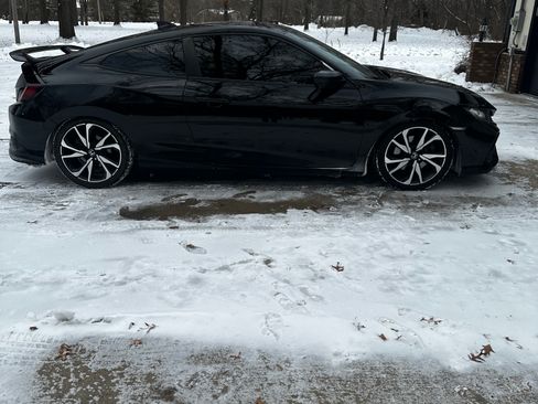 Used 2019 Honda Civic Si image 8