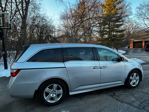 Used 2012 Honda Odyssey Touring Elite image 1