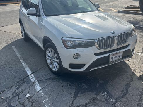 Used 2017 BMW X3 sDrive28i image 11