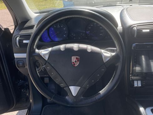 Used 2006 Porsche Cayenne image 11