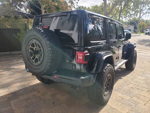 Used 2023 Jeep Wrangler Unlimited Rubicon 392 image 4