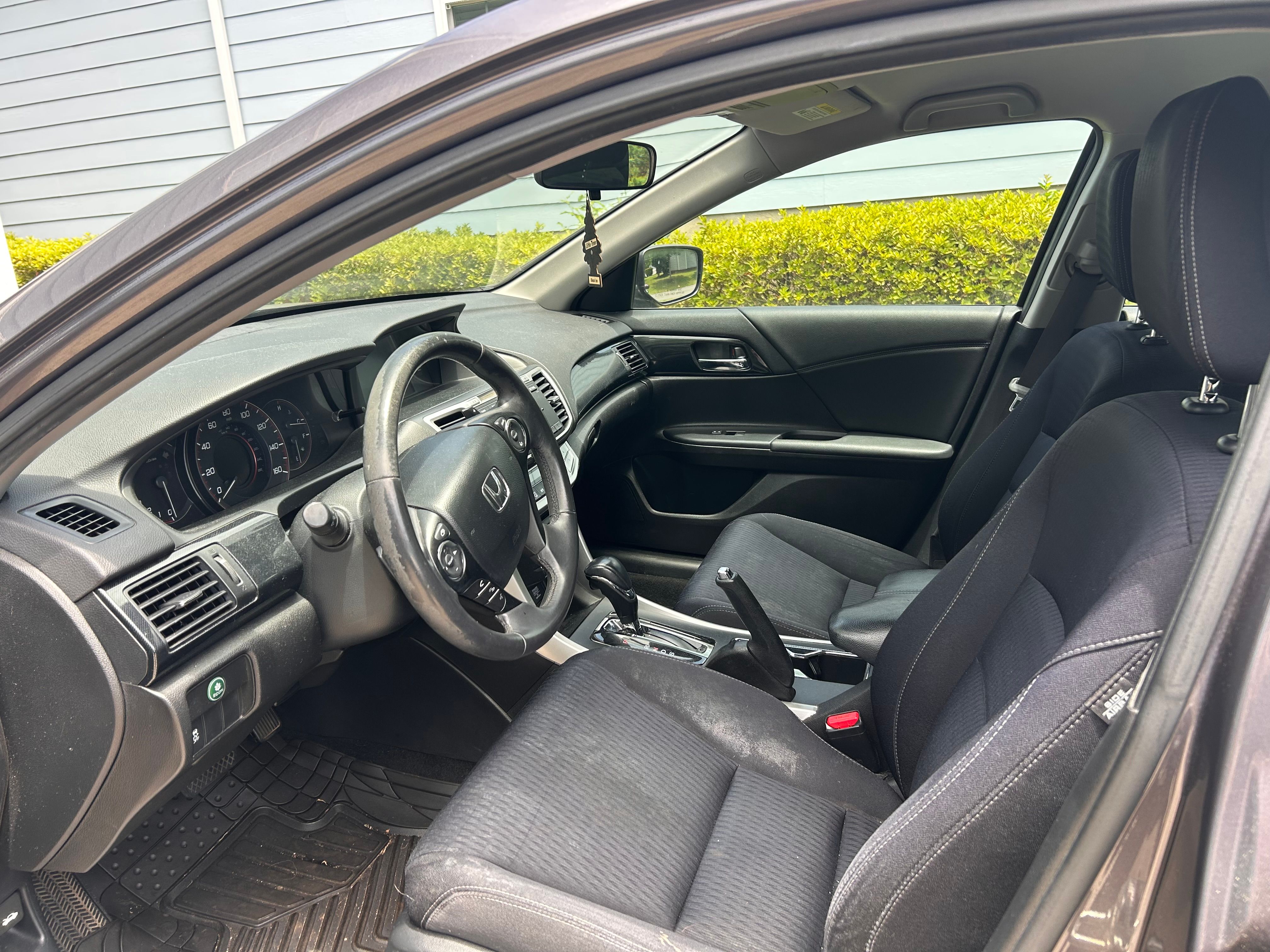 Used 2015 Honda Accord Sport image 4