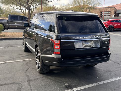 Used 2014 Land Rover Range Rover Supercharged image 25