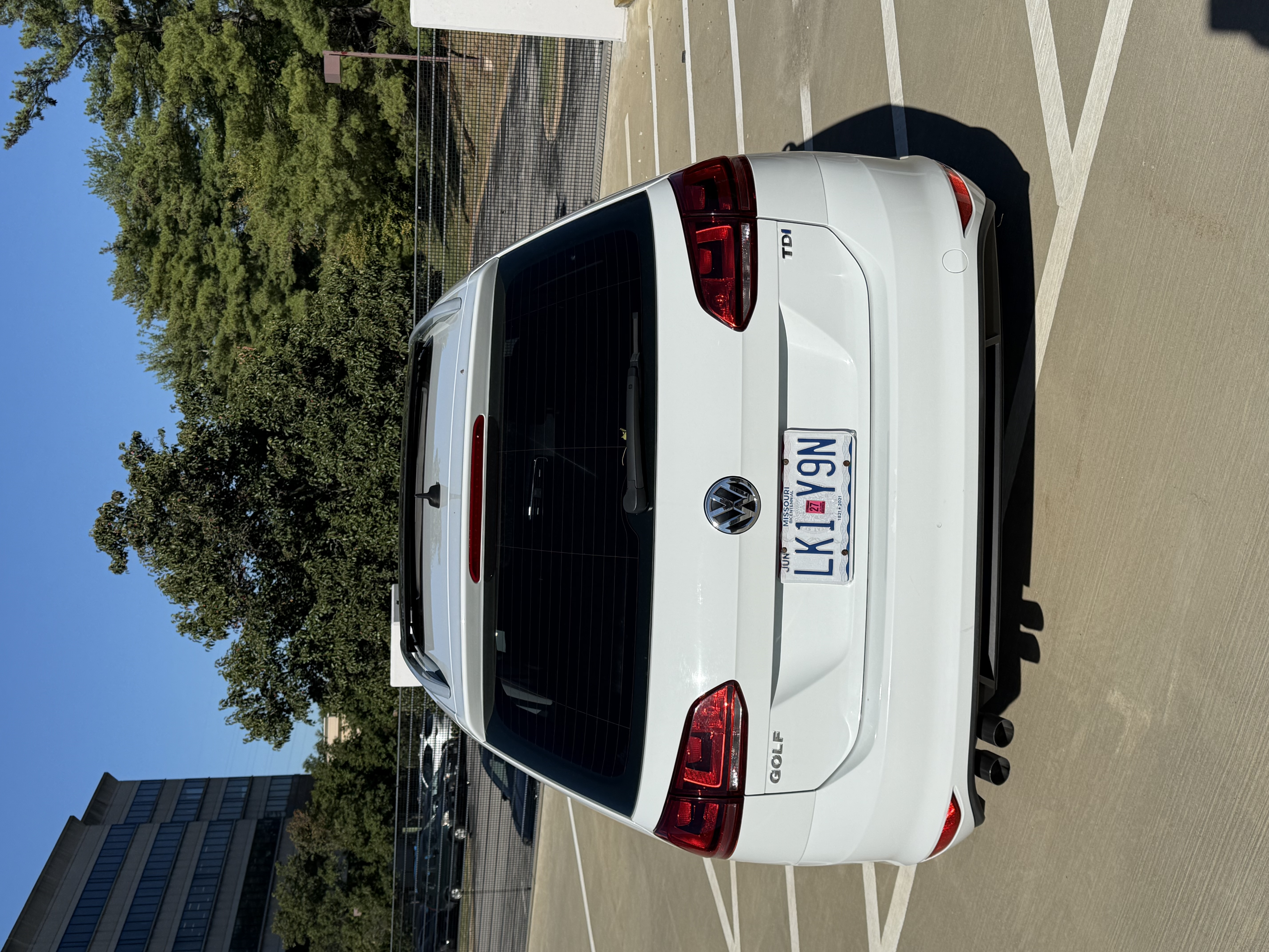 Used 2015 Volkswagen Golf TDI SEL FWD image 5