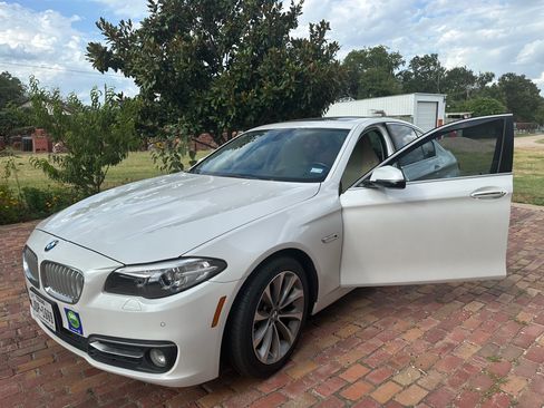 Used 2014 BMW 528i Sedan RWD image 2