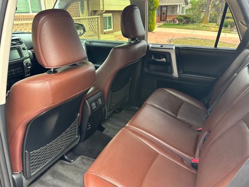 Used 2015 Toyota 4Runner Limited AWD/4WD image 15