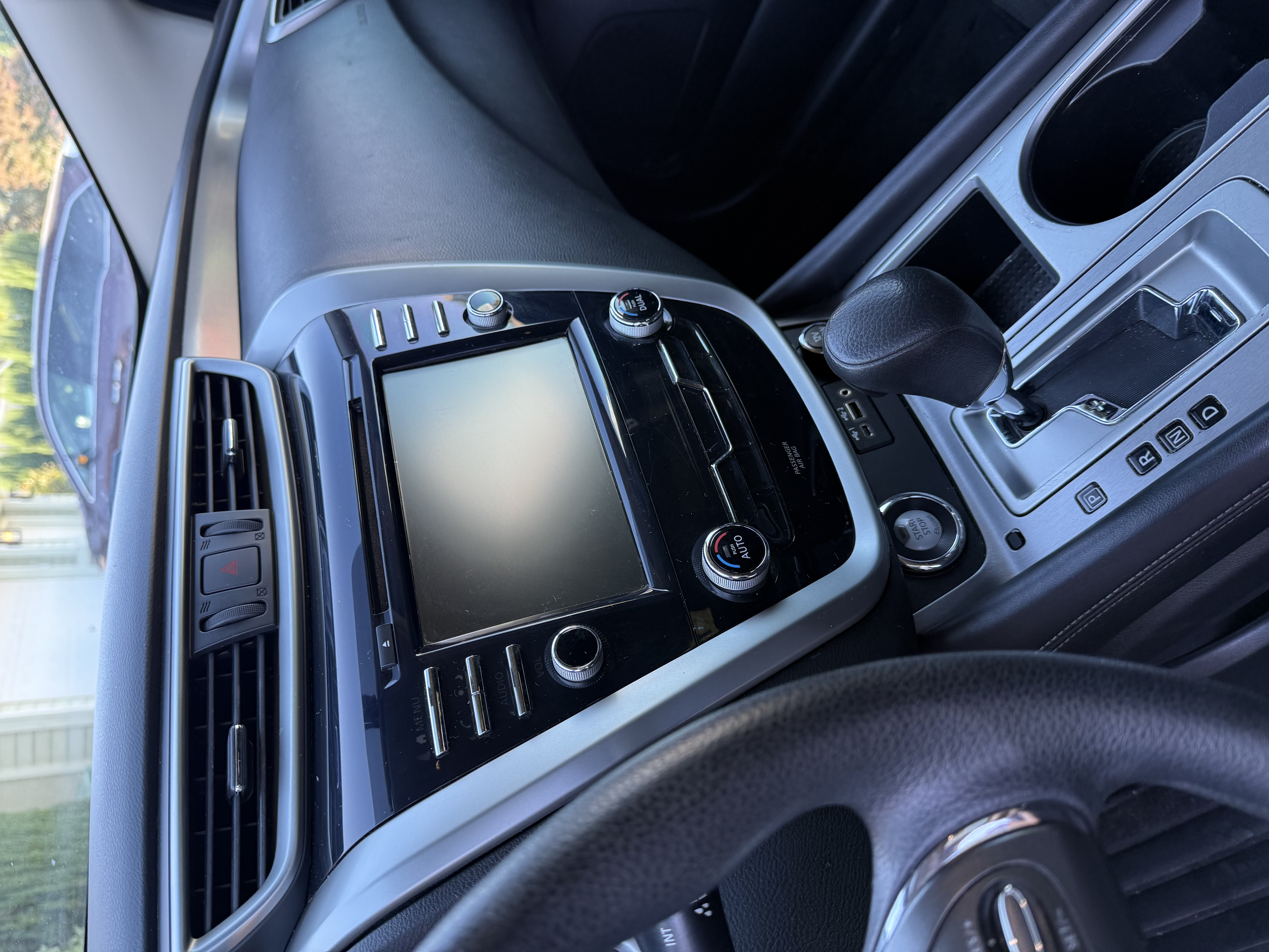 Used 2019 Nissan Murano S w/ Cargo Package FWD image 4