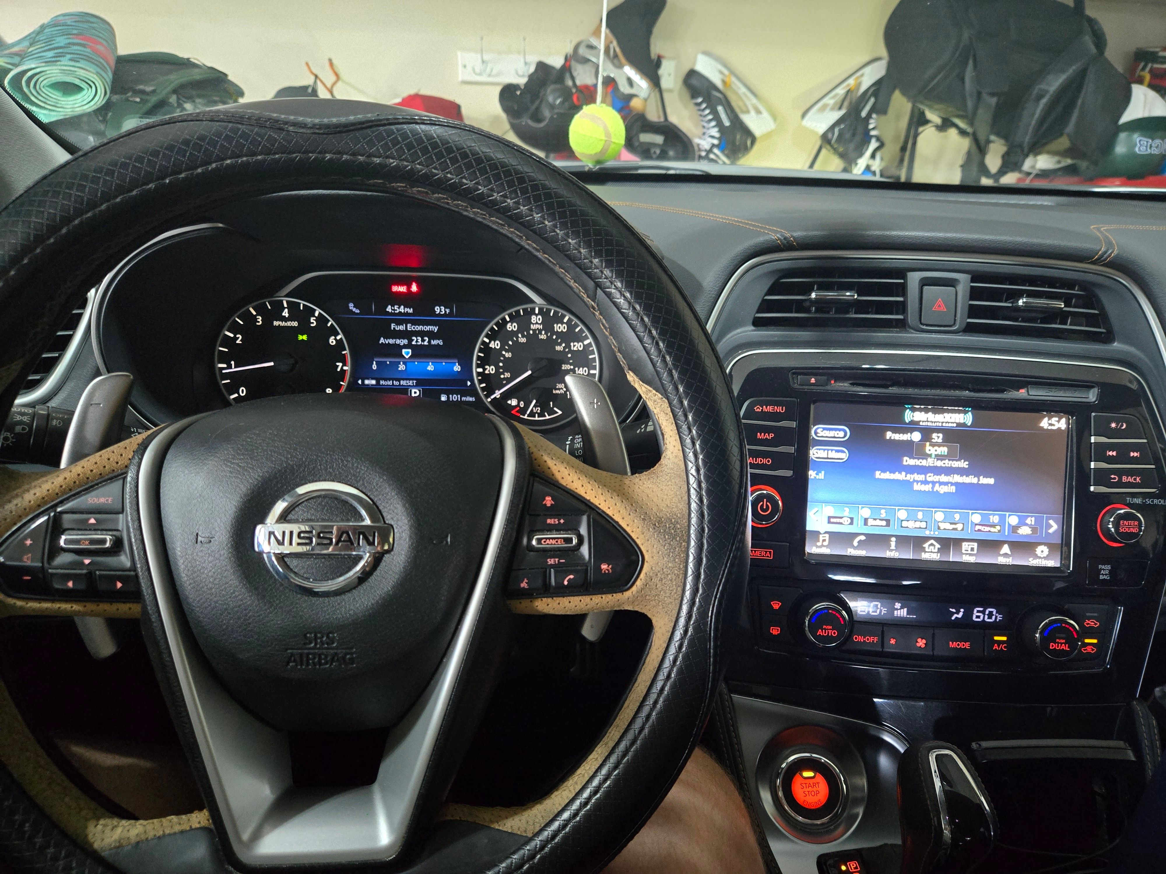 Used 2016 Nissan Maxima SR FWD image 27