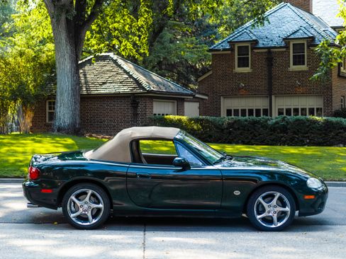 Used 2001 MAZDA MX-5 Miata RWD image 5