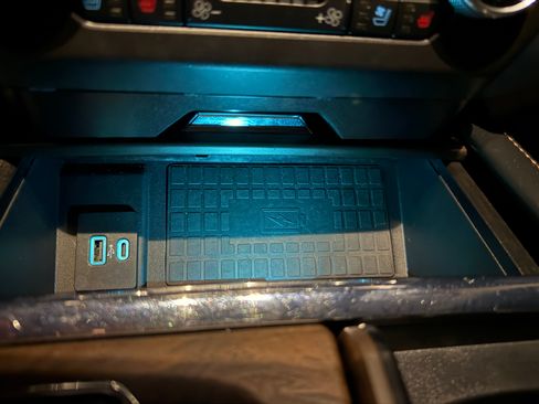 Used 2020 Ford Expedition Platinum AWD/4WD image 18