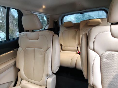 Used 2021 Jeep Grand Cherokee L Limited w/ Luxury Tech Group II image 6