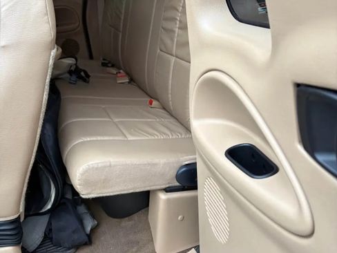 Used 1998 Dodge Ram 1500 Truck 2WD Quad Cab image 13