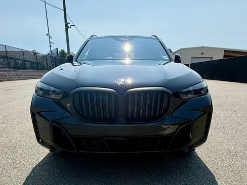 Used 2024 BMW X5 xDrive50e w/ Executive Package AWD/4WD image 6