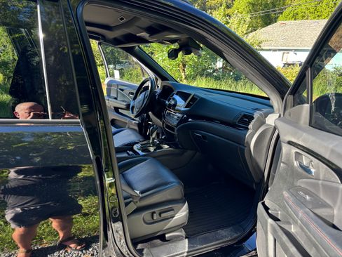 Used 2017 Honda Ridgeline Black Edition image 19