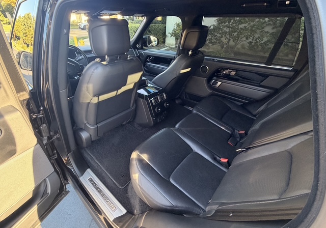 Used 2019 Land Rover Range Rover Long Wheelbase Supercharged AWD/4WD image 12