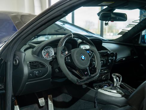 Used 2006 BMW M6 Coupe image 17