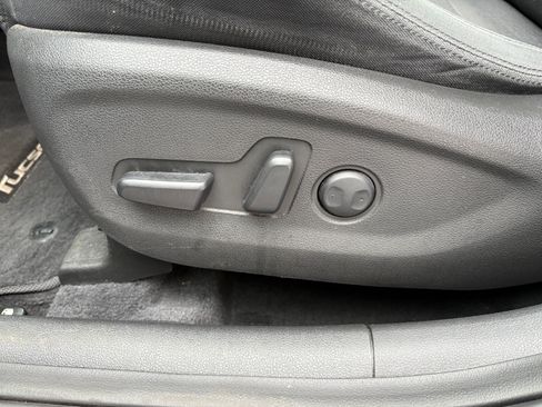 Used 2017 Hyundai Tucson Sport w/ Cargo Package image 20