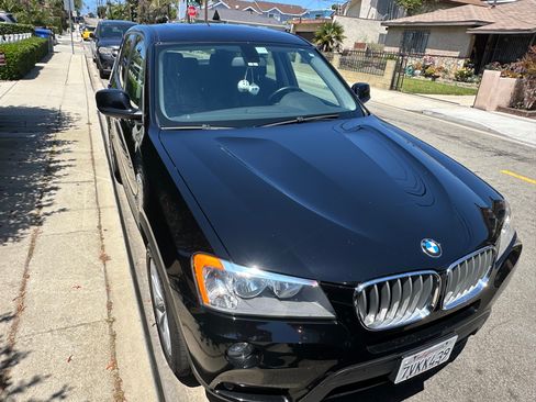Used 2013 BMW X3 xDrive28i AWD/4WD image 2