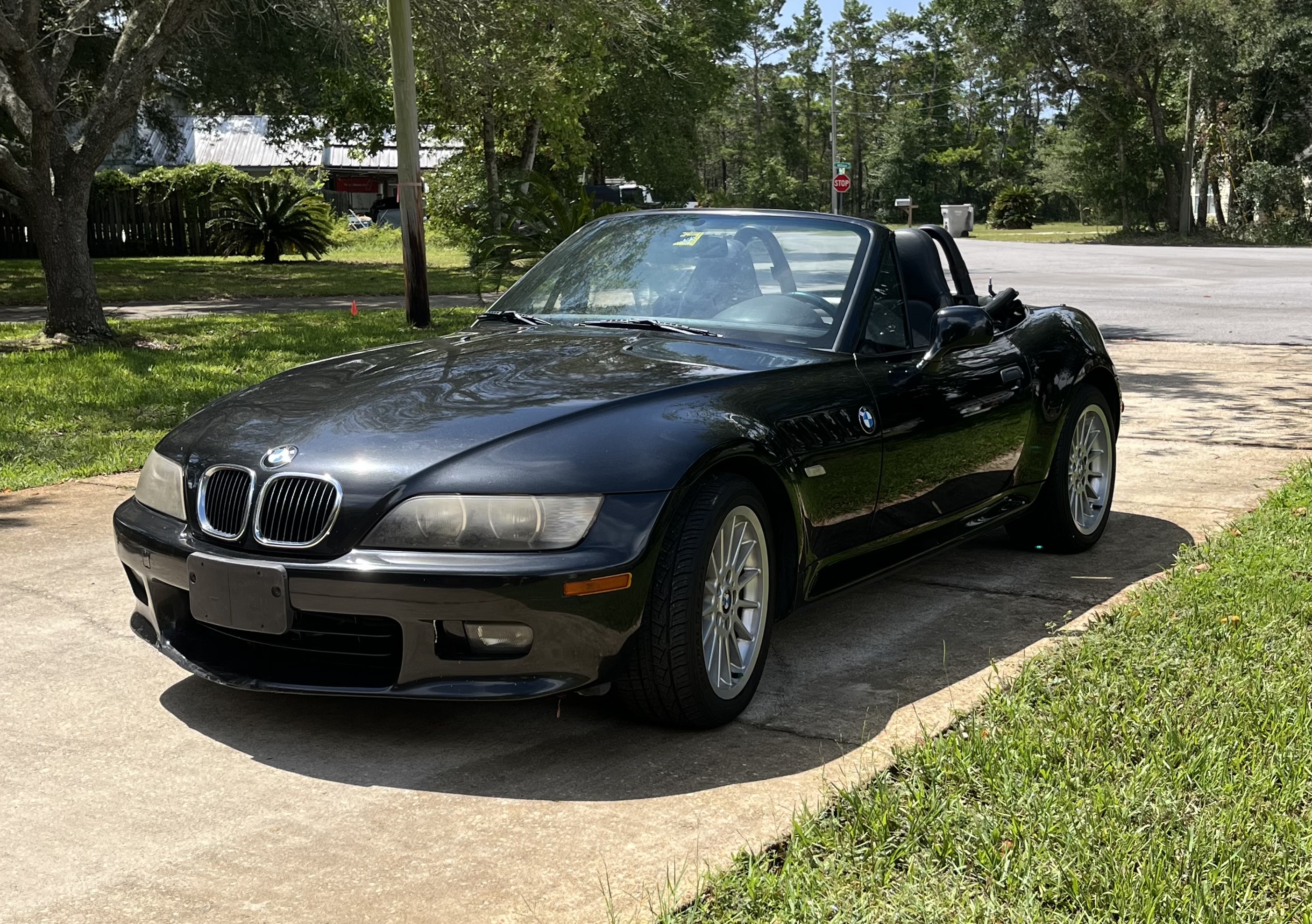 Used 2001 BMW Z3 3.0i RWD image 1