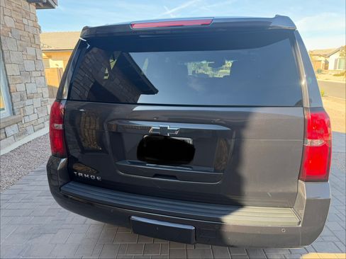 Used 2017 Chevrolet Tahoe LT w/ Luxury Package image 5