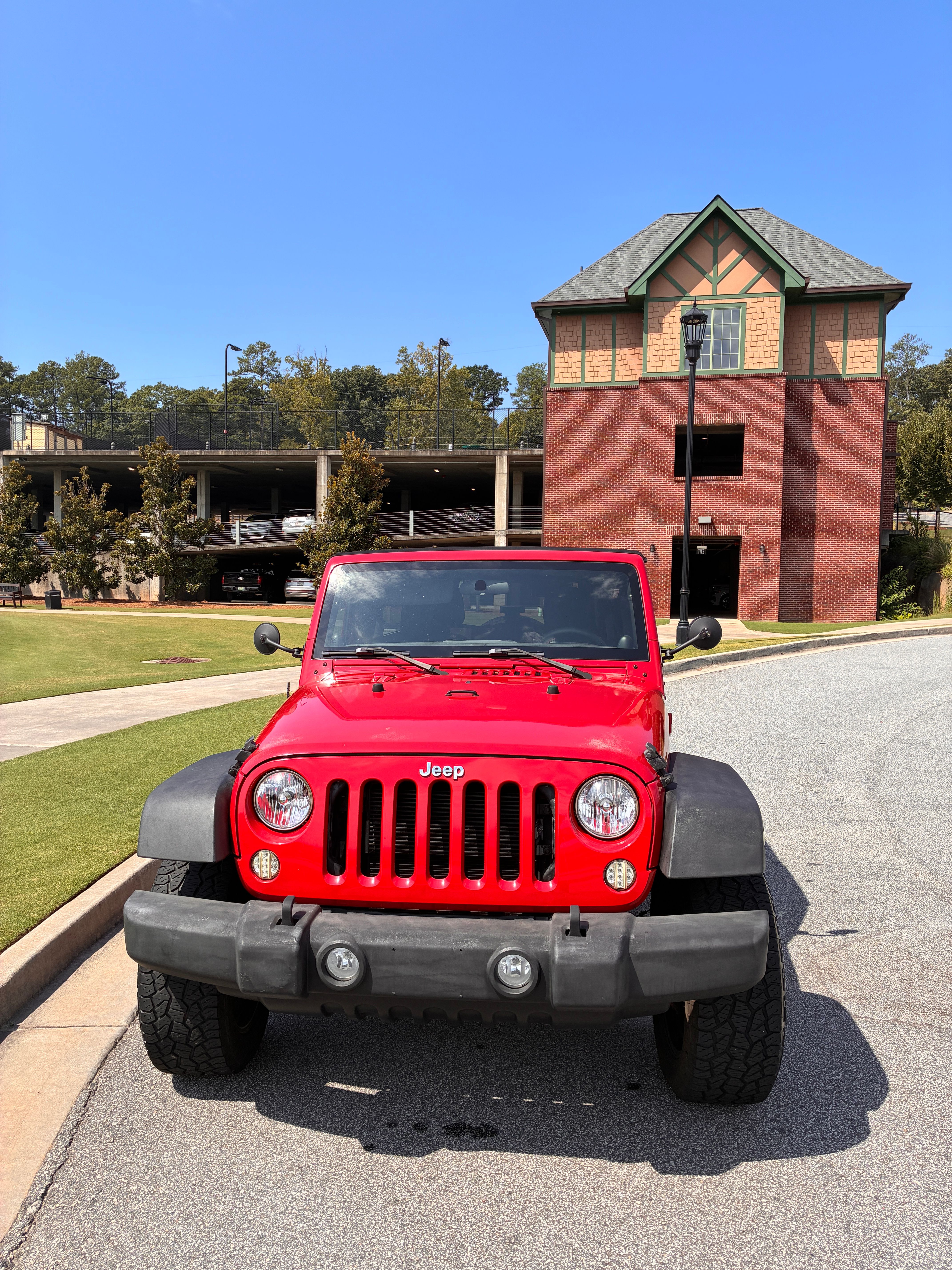 Used 2012 Jeep Wrangler Unlimited Sport AWD/4WD image 2