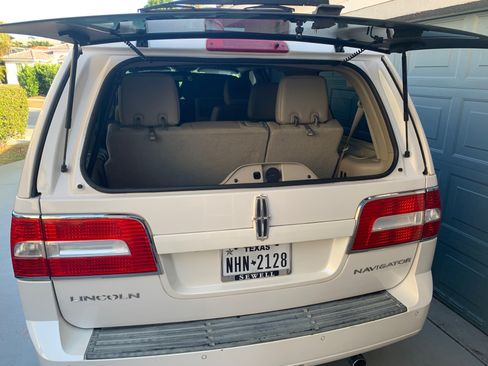 Used 2013 Lincoln Navigator 2WD w/ HD Trailer Tow Pkg image 30
