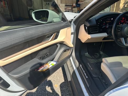 Used 2021 Porsche Taycan Turbo S image 6