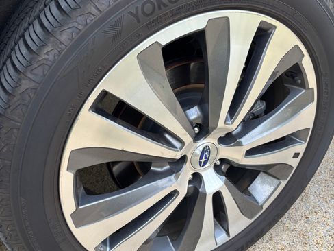 Used 2020 Subaru Ascent Limited w/ Technology Package image 15