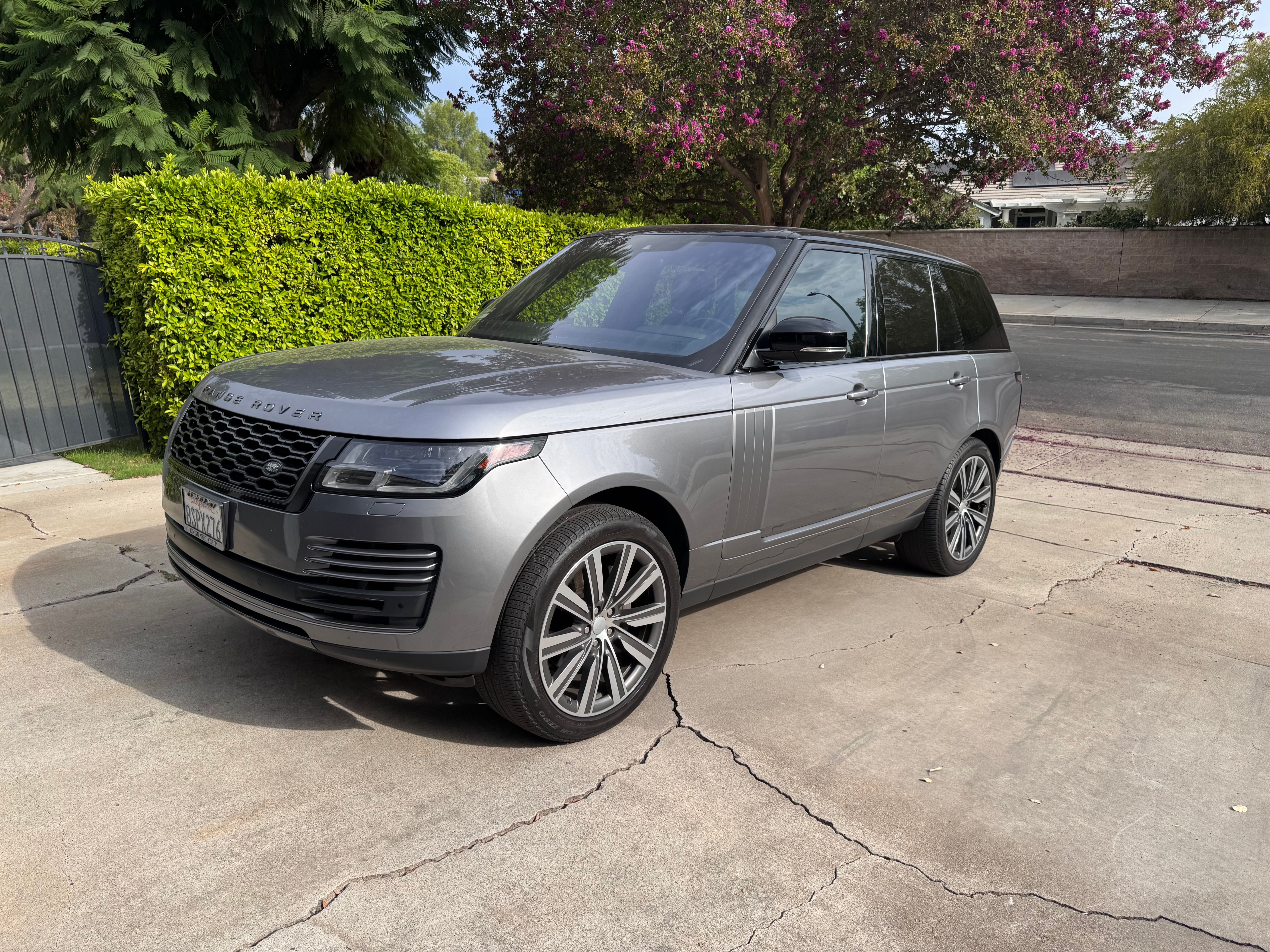 Used 2020 Land Rover Range Rover AWD/4WD image 1
