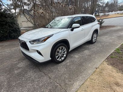 Used 2023 Toyota Highlander Limited